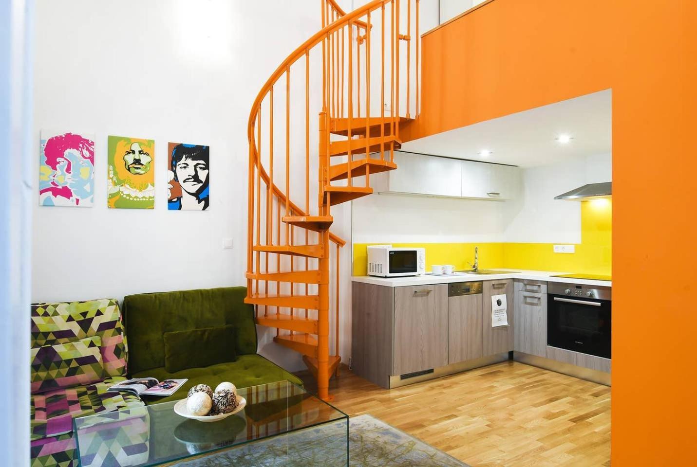 & Colorful With Air Conditioning Budapest